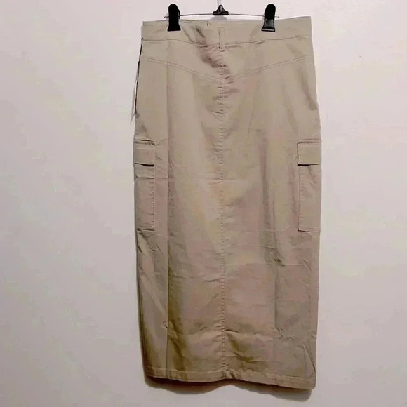 BNWT Jason Xiang Cargo maxi skirt size  M but first more larger - Picture 2 of 4